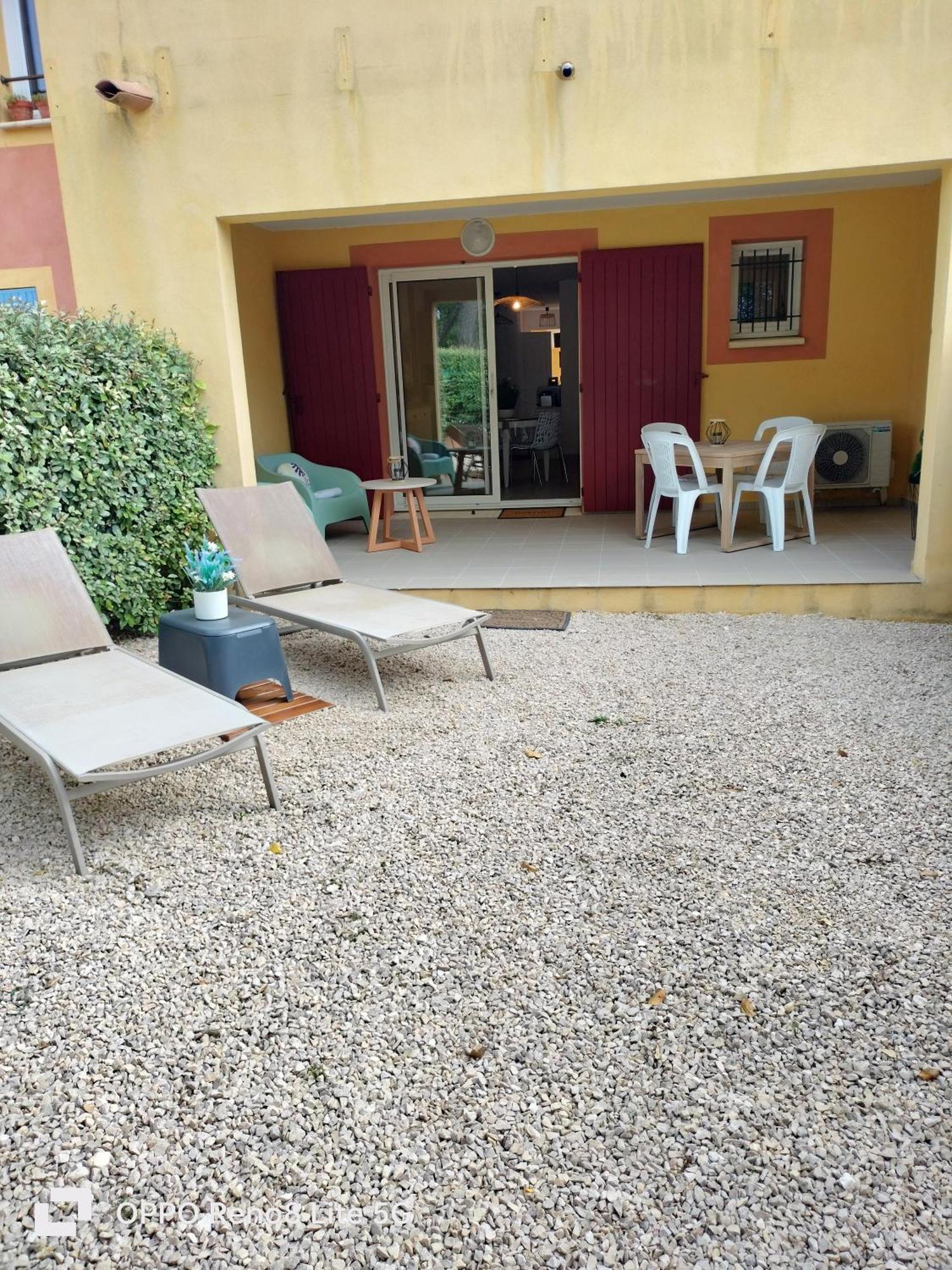 Apartamento Eden En Luberon Roussillon en Isere Exterior foto
