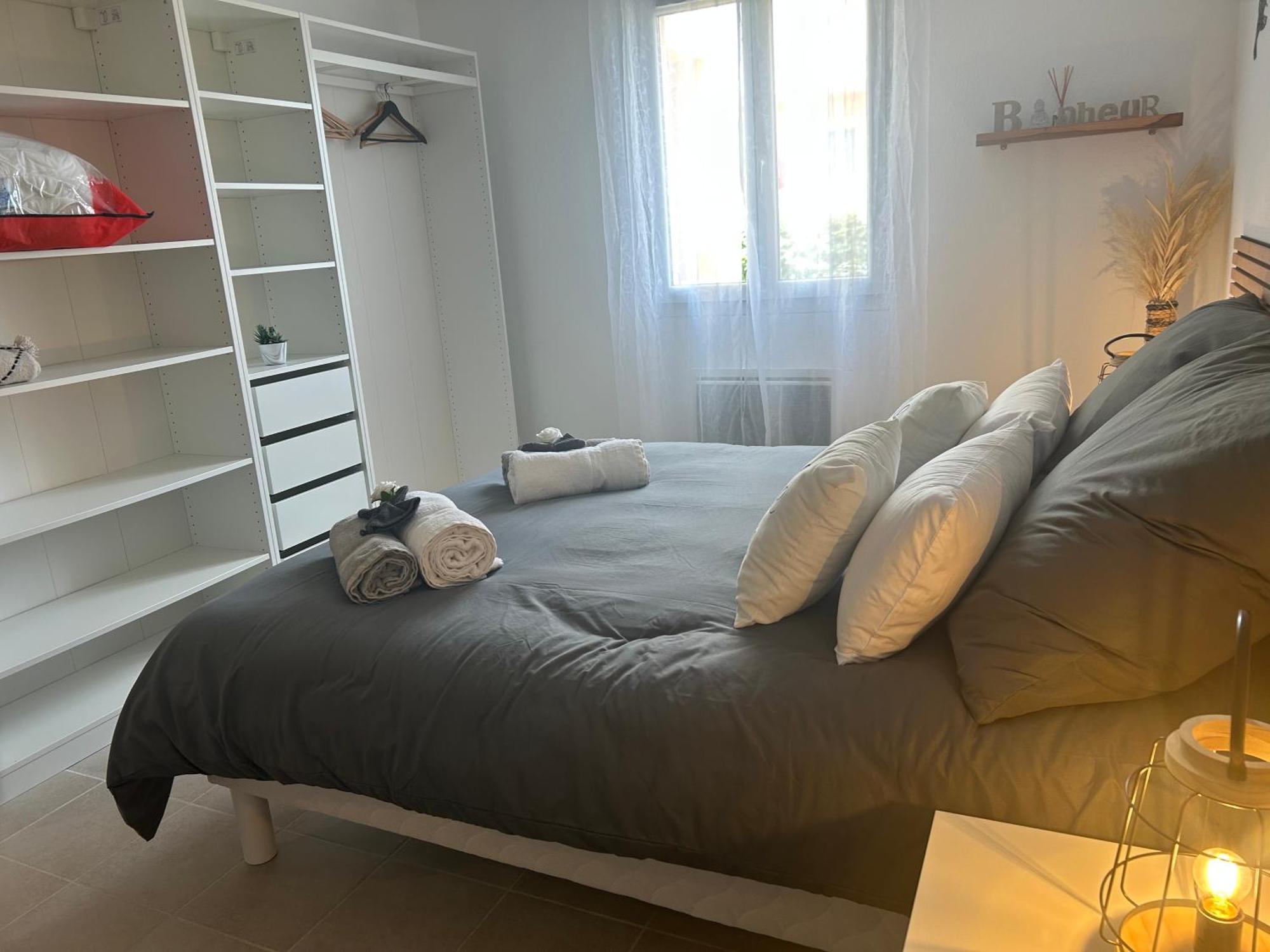 Apartamento Eden En Luberon Roussillon en Isere Exterior foto