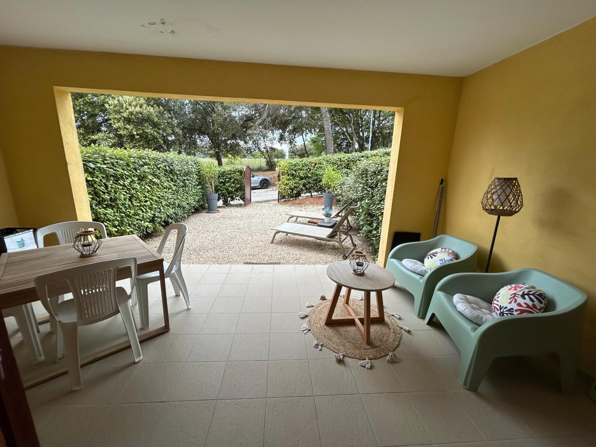 Apartamento Eden En Luberon Roussillon en Isere Exterior foto