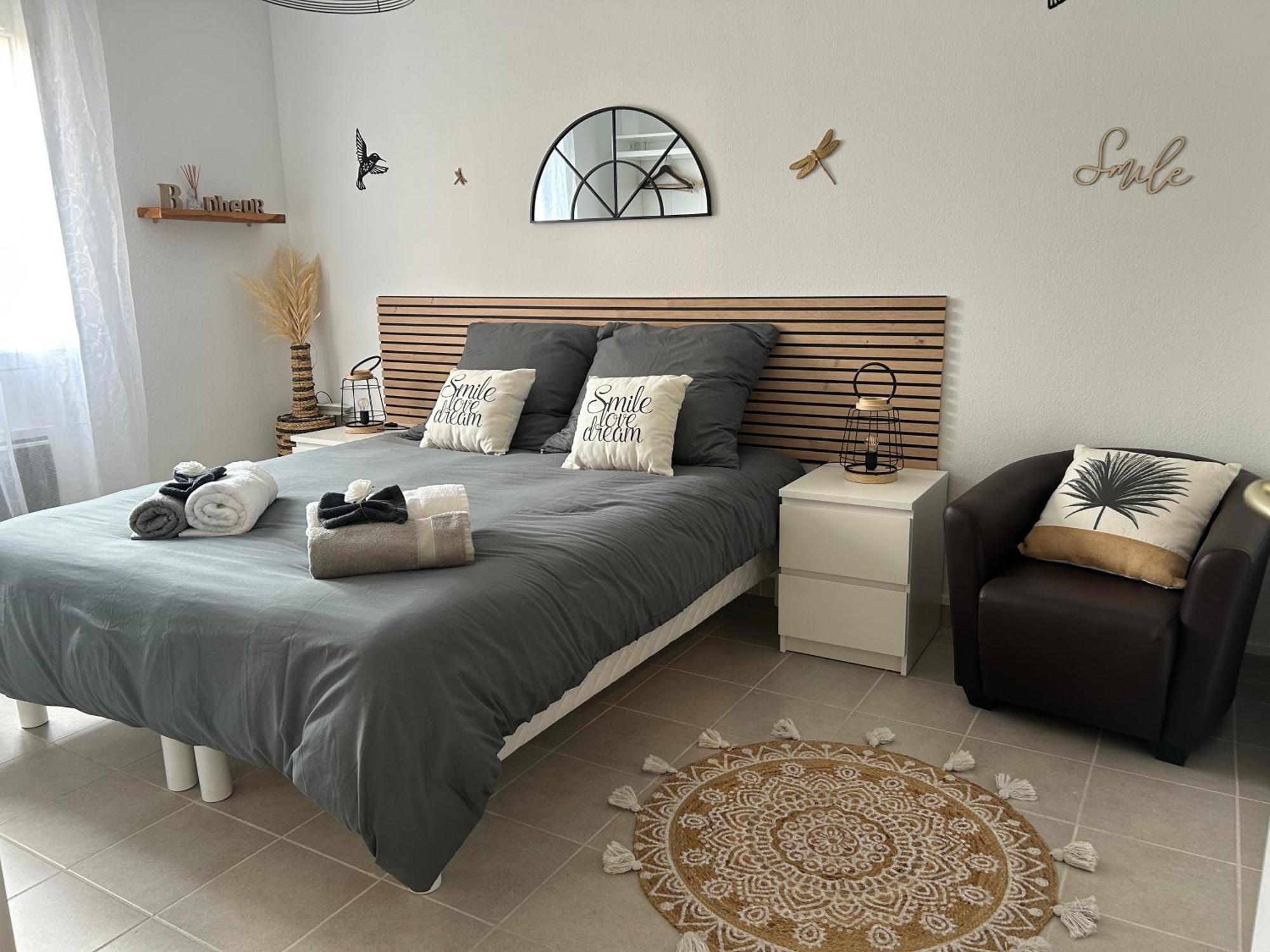 Apartamento Eden En Luberon Roussillon en Isere Exterior foto